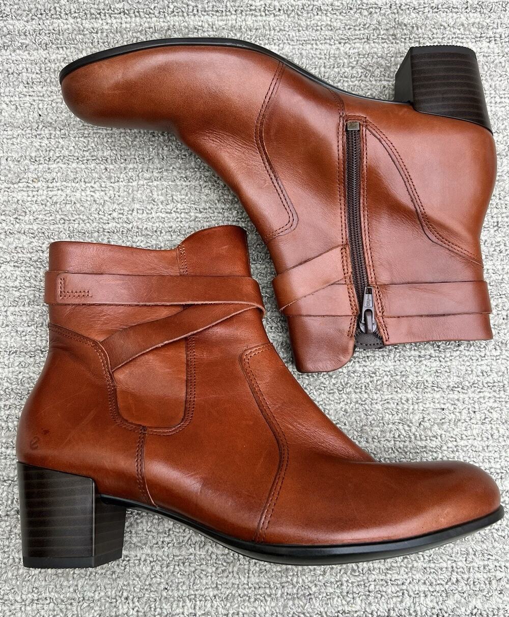 ECCO Shape 35 Comfortable Ankle Cognac Brown Leather Boots Women's 7 US NEW